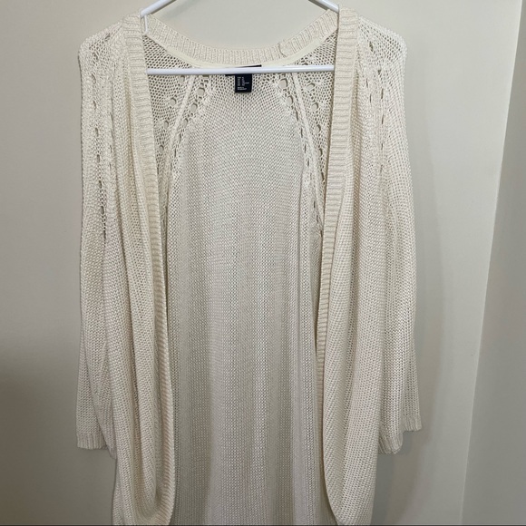 H&M Sweaters - H&M Knit Cardigan